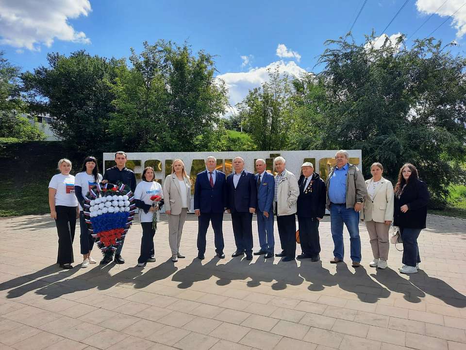 Воронежцы вспоминали погибших в Песчаном Логу