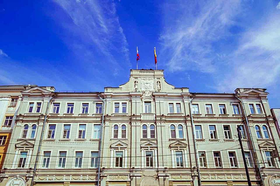 С Днем космонавтики поздравили воронежцев власти города