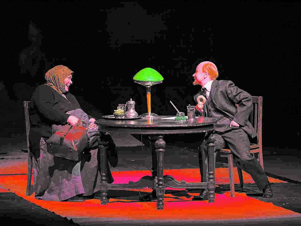 Воронежская публика восторженно приняла «Материнское сердце»