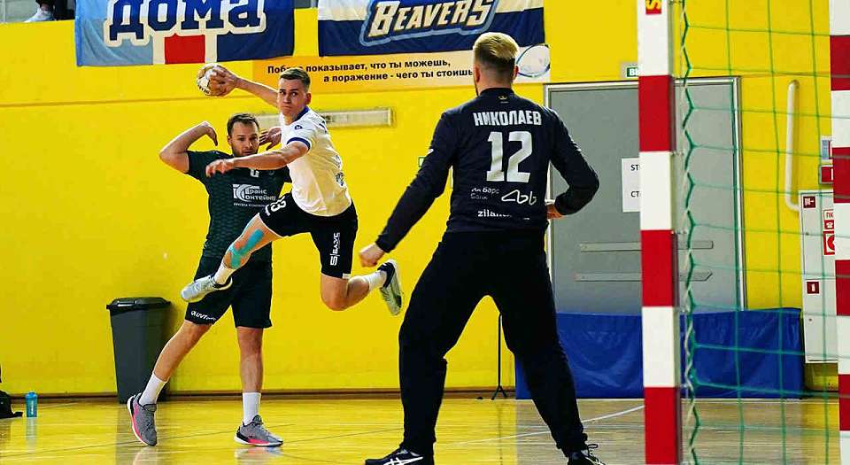 Воронежские гандболисты одержали победу на казанской площадке