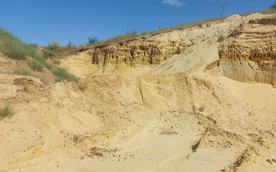 Ущерб на 42 млн рублей нанес почвам незаконный песчаный карьер в Воронежской области