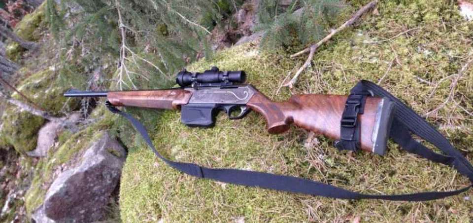 При обыске у жителя Воронежской области изъяли порядка 100 патронов и винтовку