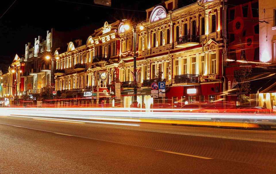 Красотами вечернего Воронежа поделился мэр Сергей Петрин