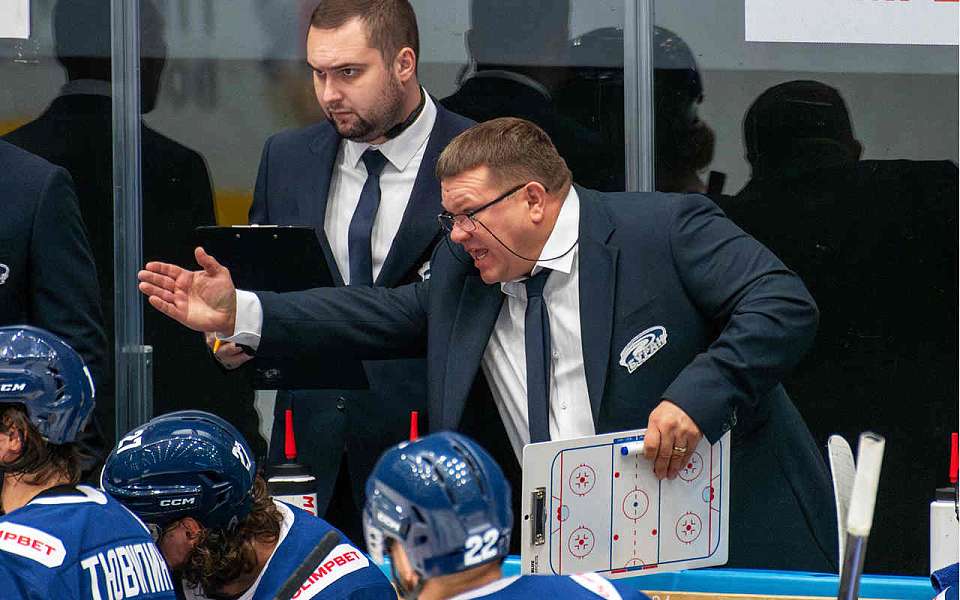 Дмитрий Кравченко оставляет пост главного тренера воронежского «Бурана»