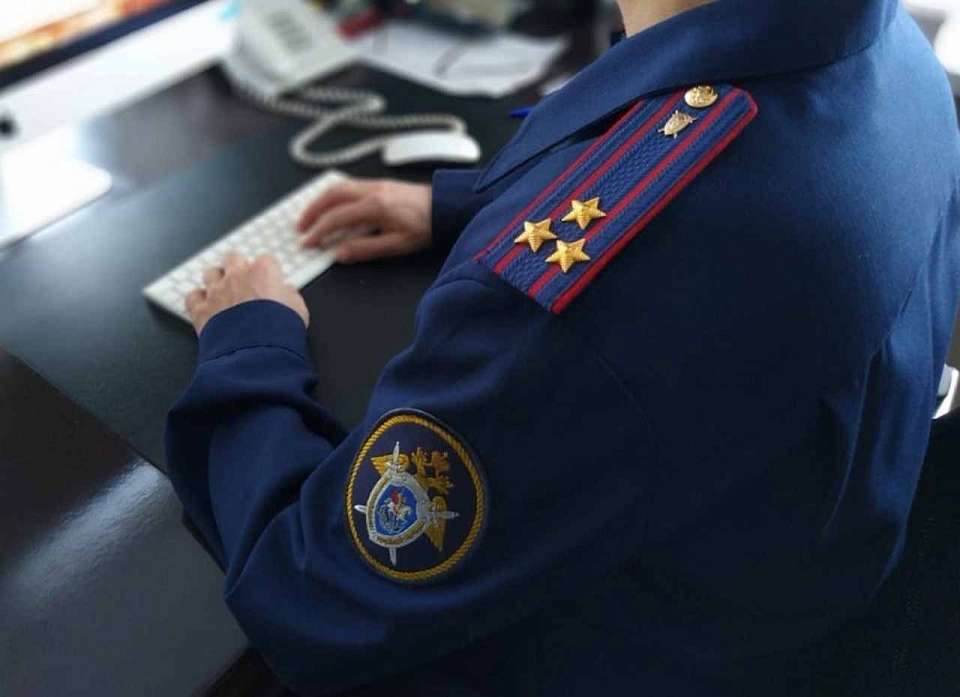 Труп несовершеннолетней девушки обнаружили в Воронеже на улице Загоровского