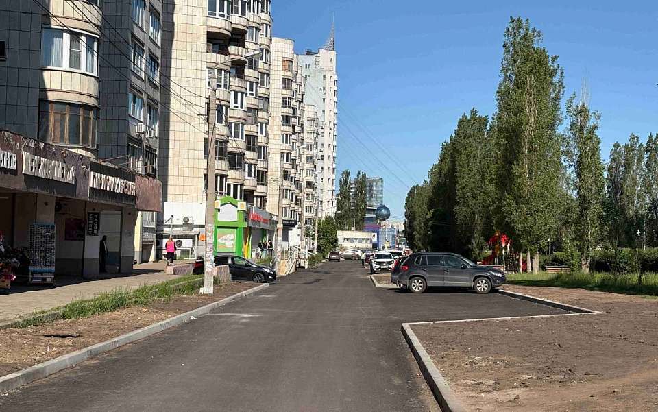 Завершены запланированные работы по ремонту верхних изношенных слоёв дорожного покрытия в Железнодорожном районе