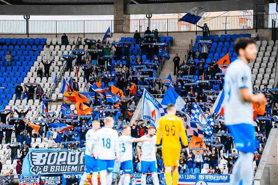 Извиниться перед болельщиками призвал игроков и руководство «Факела» воронежский губернатор