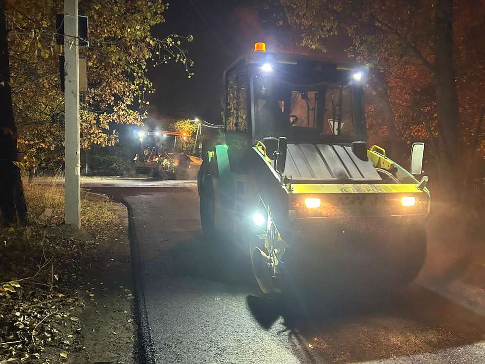 В Железнодорожном районе завершился третий этап ремонта верхних изношенных слоев дорожного полотна