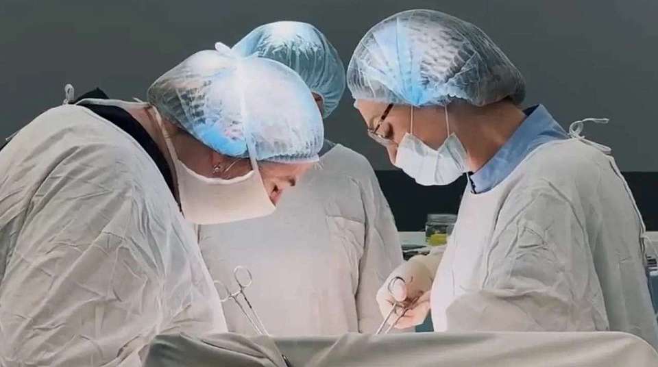 В Воронеже врачи удалили у пациентки опухоль яичника весом 5 кг