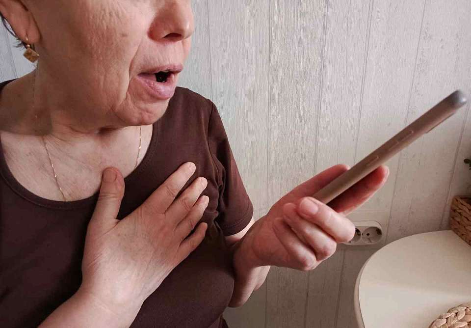 В Воронеже у 73-летней пенсионерки мошенники выманили более 1,6 миллиона рублей