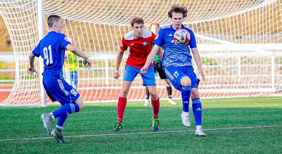 Нововоронежский «Атом» сделал шаг к финалу Кубка СФФ «Центр»