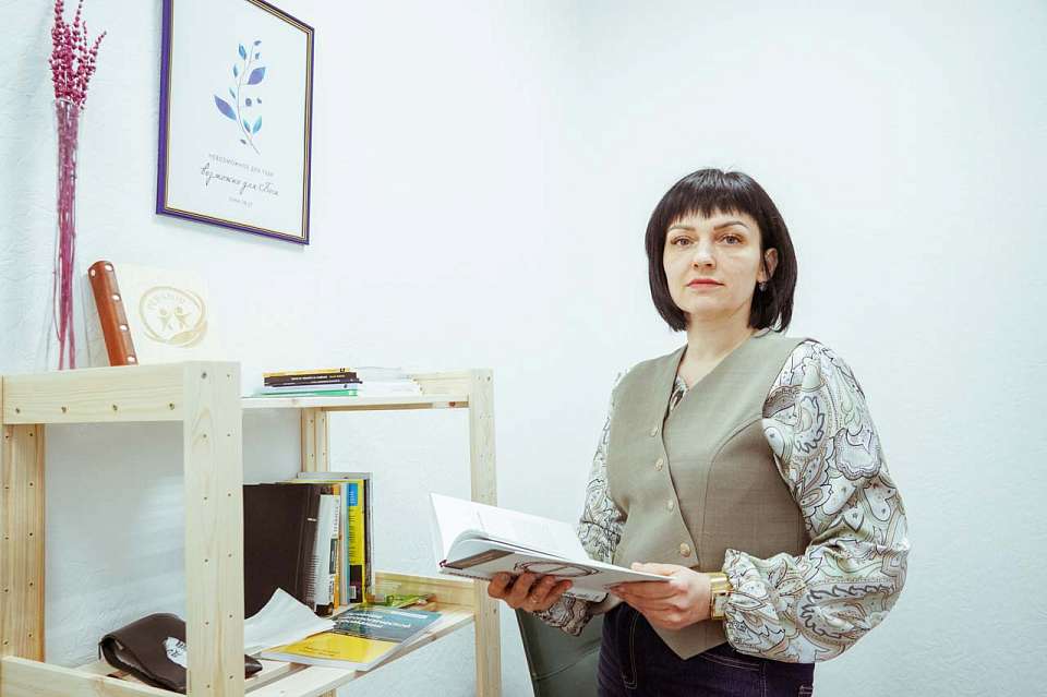 Вернуться в «здесь» и «сейчас». Как воронежский психолог помогает родственникам участников СВО