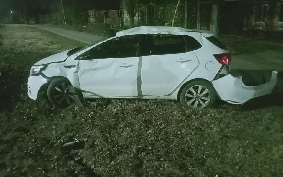 18-летняя автомобилистка на иномарке угодила в кювет: пострадал 20-летний воронежец