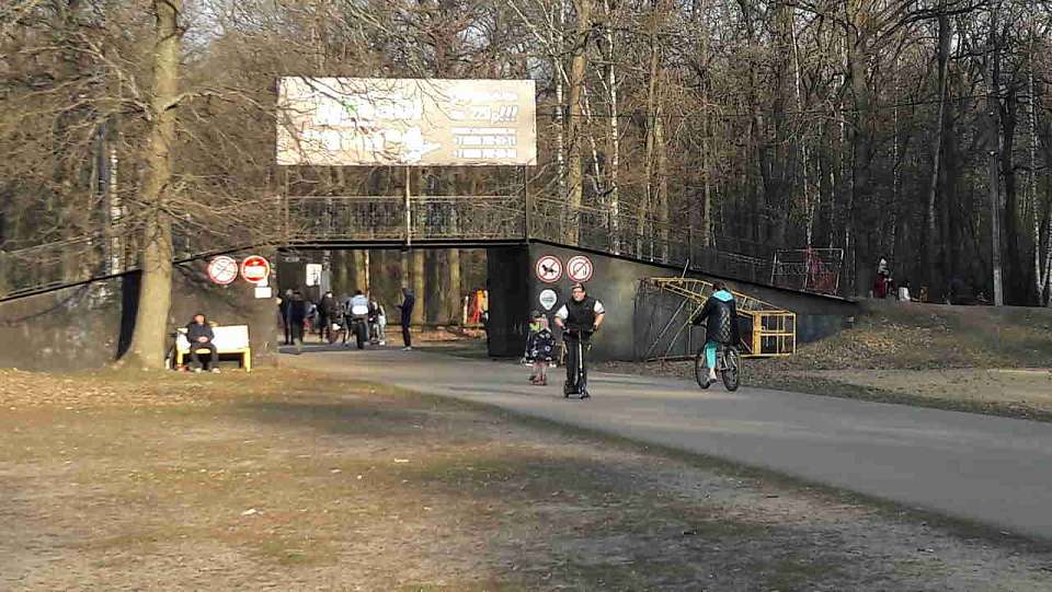 Погиб 41-летний скейтбордист на опасном спуске в Воронеже на территории СК «Олимпик»