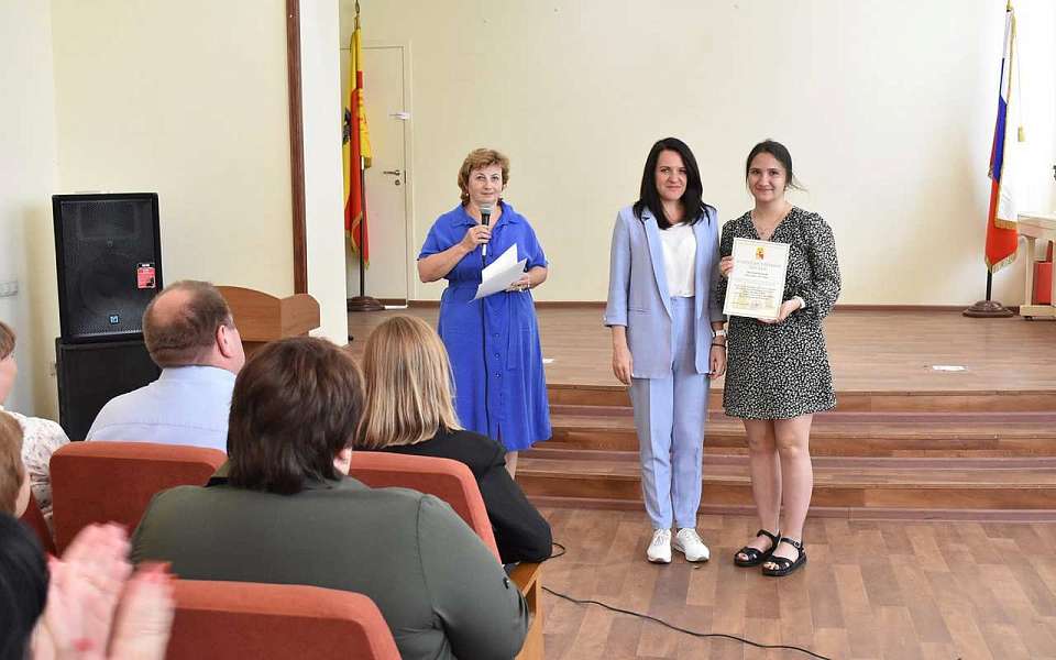 В Ленинском районе отметили День соцработника