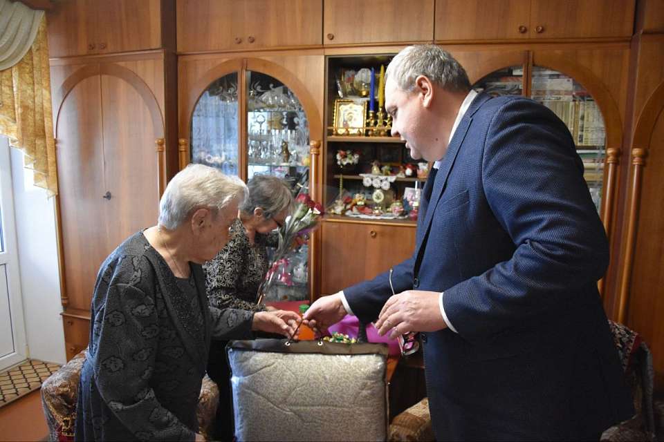 Столетие отмечает жительница Воронежа Александра Меркулова