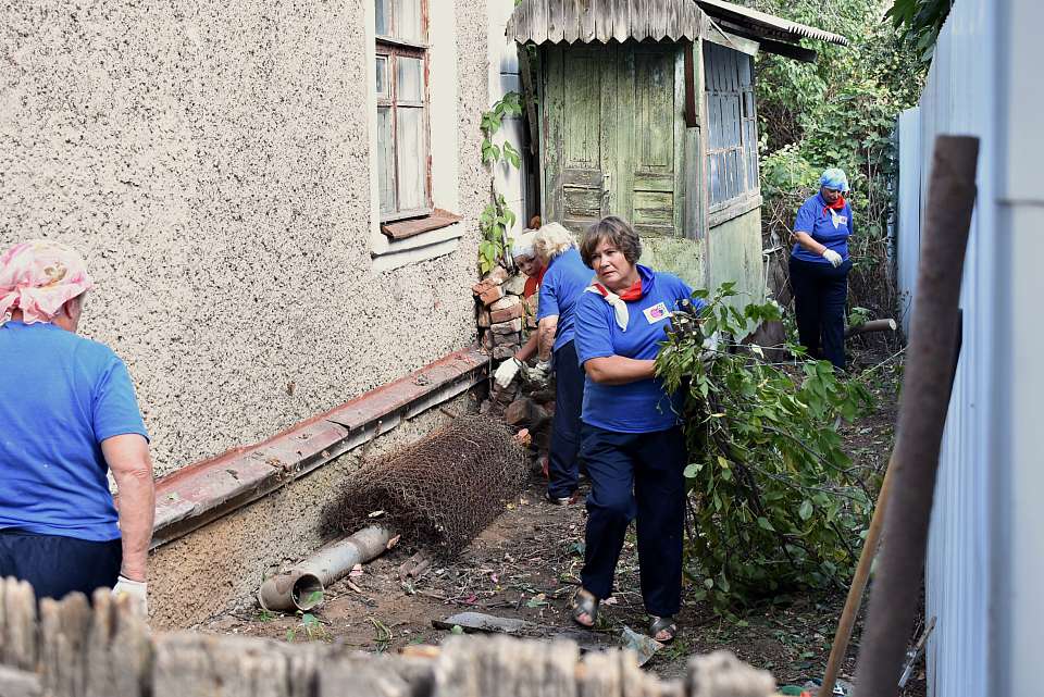 В Ленинском районе набирает силу волонтерское движение