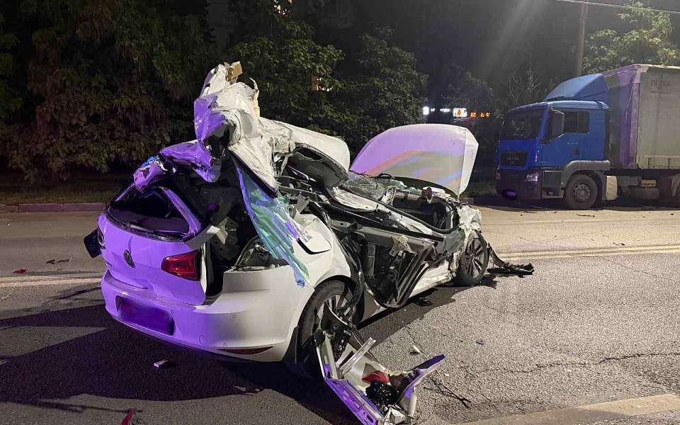 После ДТП в Воронеже с погибшей девушкой сын сотрудницы ФНС объявлен в федеральный розыск