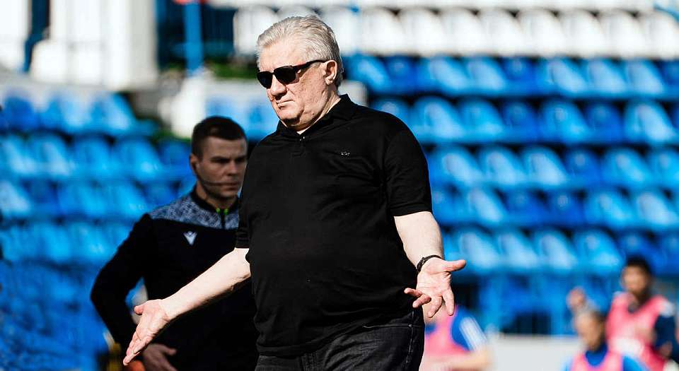 Воронежский «Факел» продлил сотрудничество с Сергеем Ташуевым