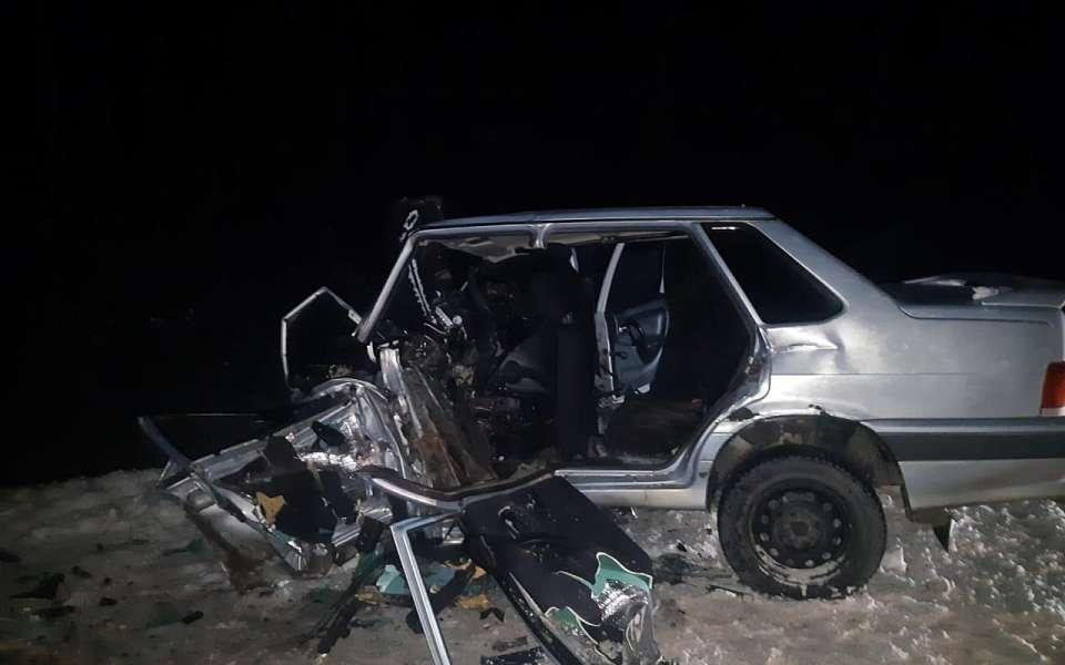 В ДТП на заснеженной трассе пострадали 3 человека в Воронежской области