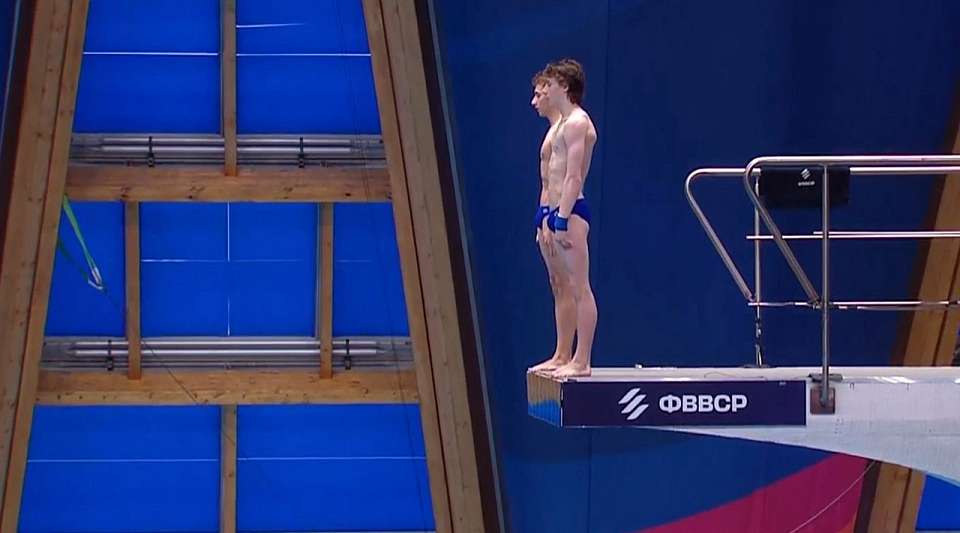 На чемпионате страны воронежский прыгун в воду завоевал серебро