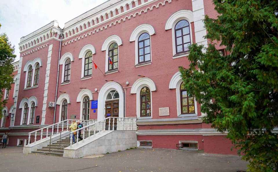 Во взятках созналась доцент воронежского вуза