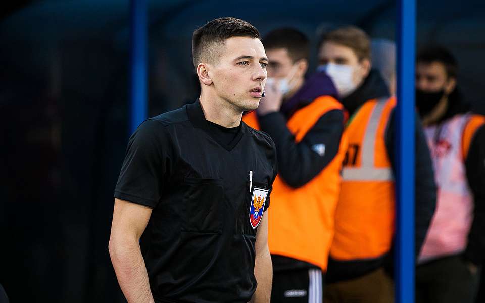 Москвич Александр Машлякевич рассудит «КамАЗ» и воронежский «Факел»