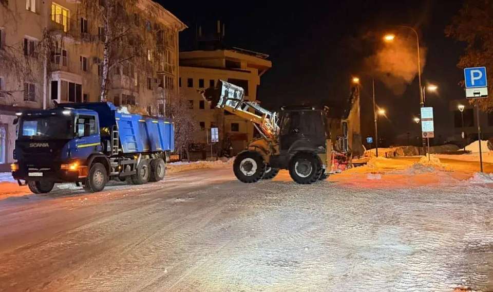 О расчистке платных парковок от снега рассказали воронежцам