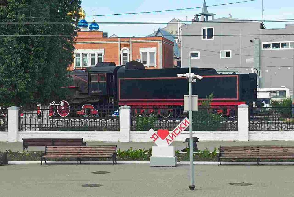 После схода вагонов в Воронежской области движение поездов восстановили