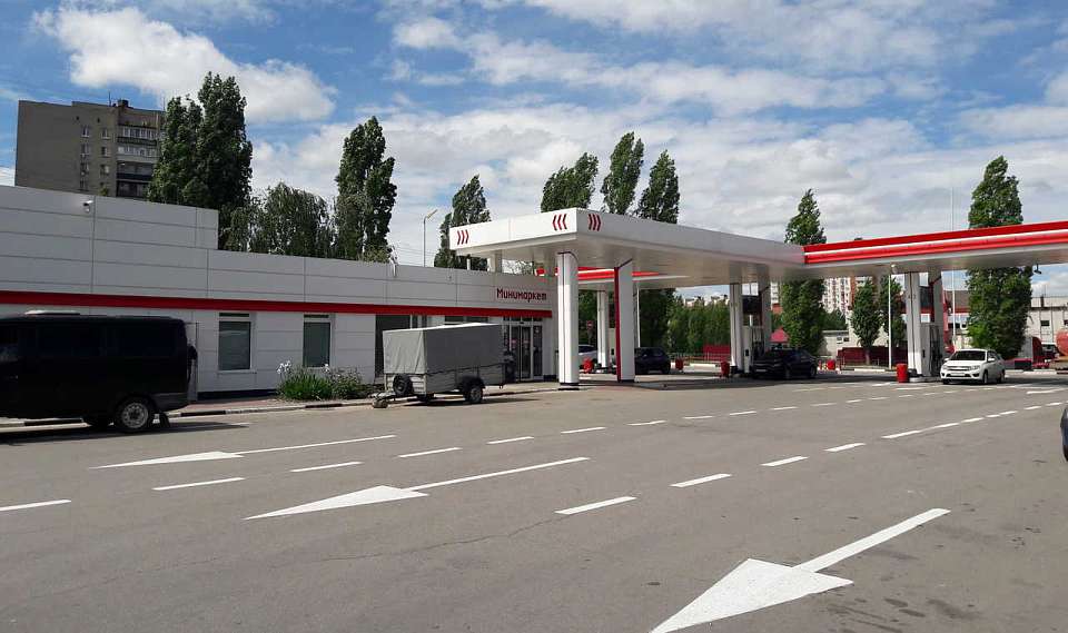 Очередное снижение стоимости бензина зафиксировано в Воронежской области