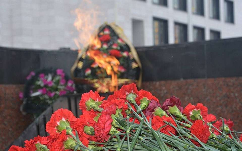 Депутаты почтили память защитников Воронежа 