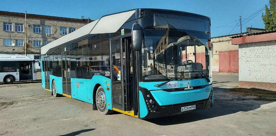 Для испытаний в Воронеж прибыл электробус новой модели