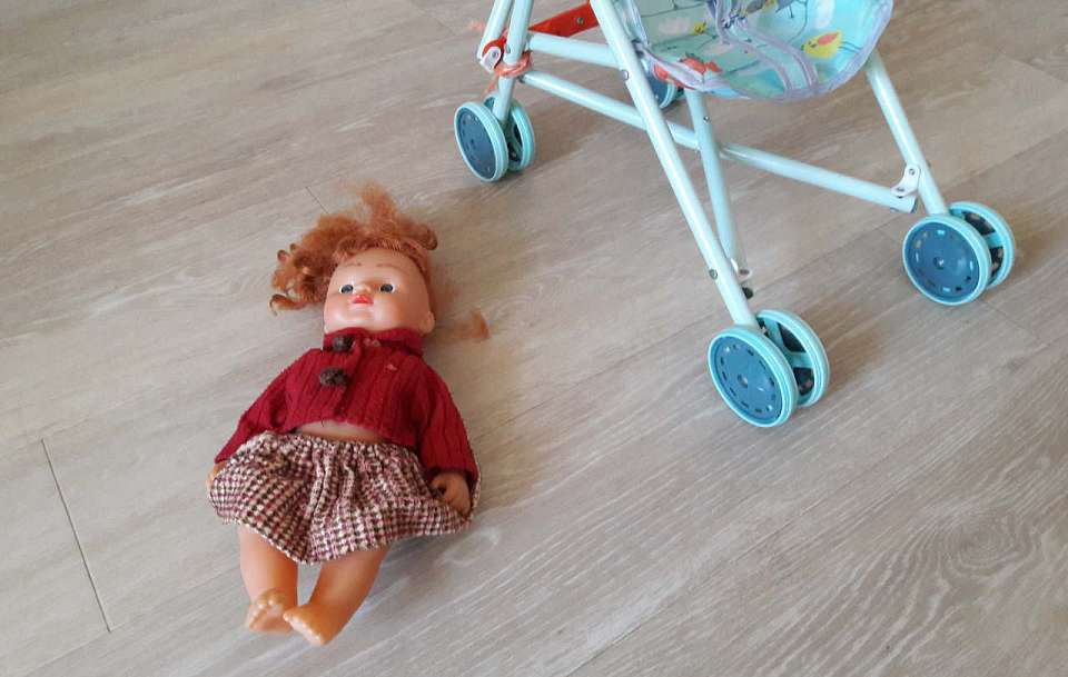 Выяснилась судьба запертого на 3 дня без еды и воды в Воронеже ребёнка