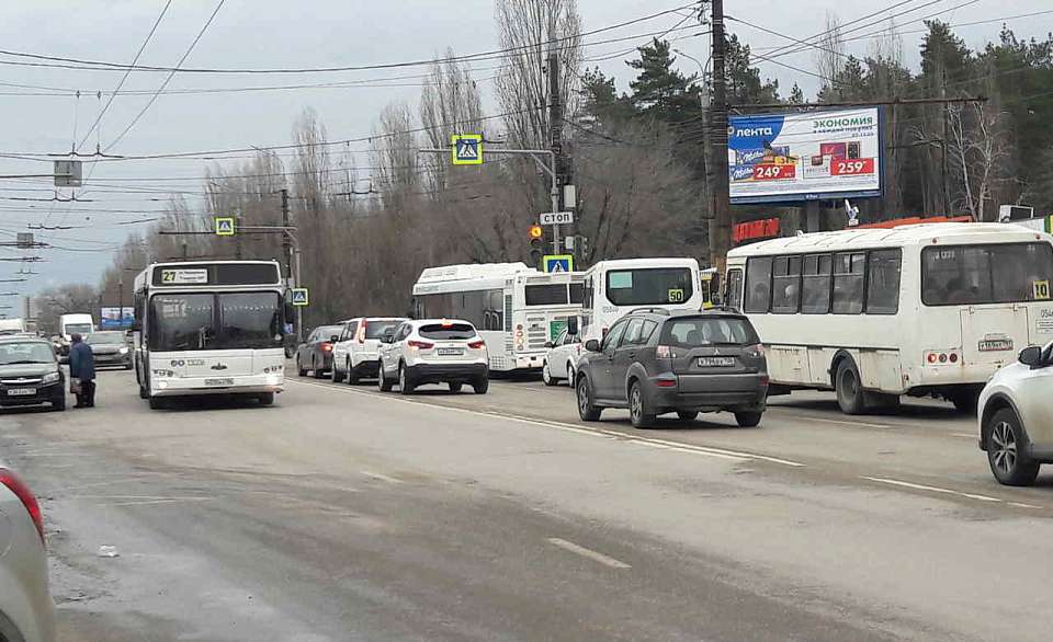 Ряд изменений в работе общественного транспорта ожидает жителей Воронежа с 17 марта