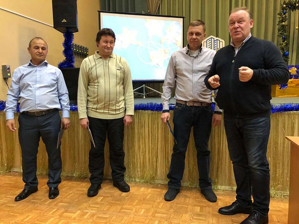 В Коминтерновском районе чествовали сотрудников комбината благоустройства