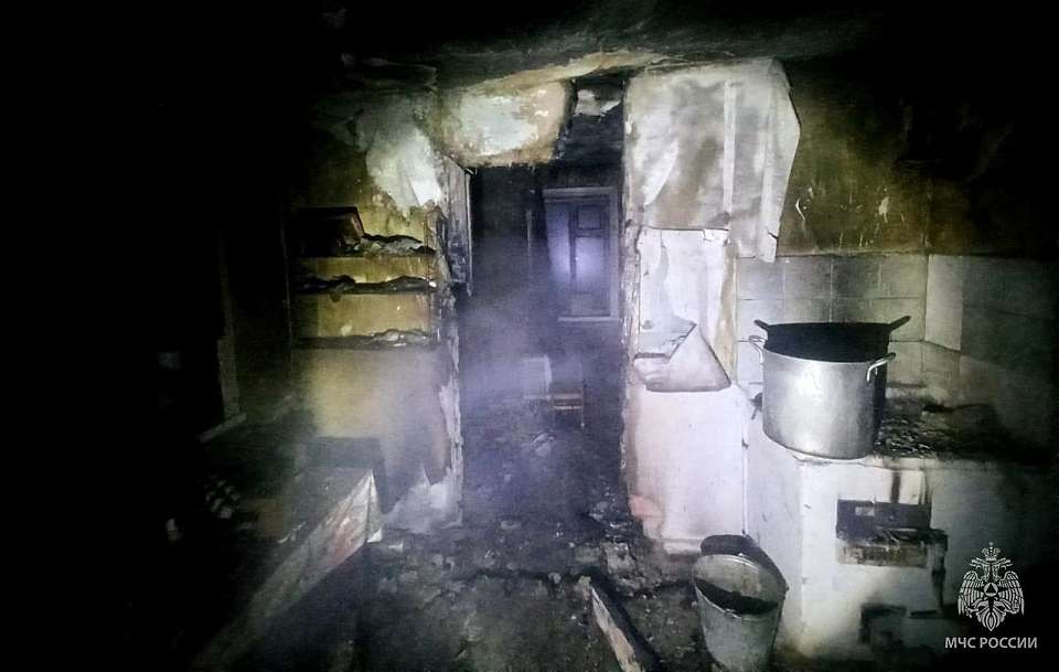 От перекала печи при пожаре погиб 66-летний житель воронежского села