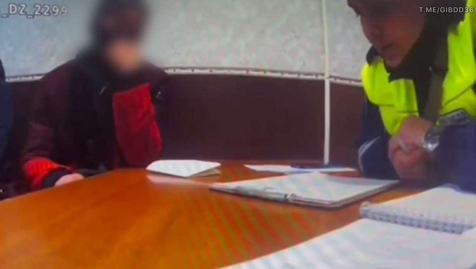 ВАЗ из автосервиса угнал пьяный воронежский подросток и попал в ДТП