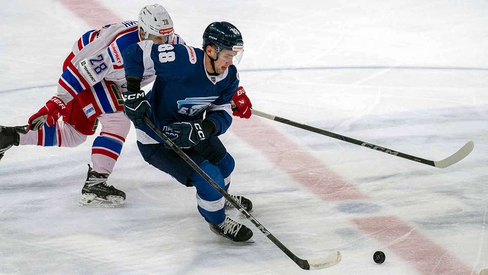 Воронежский «Буран» одержал важную победу в свой день рождения