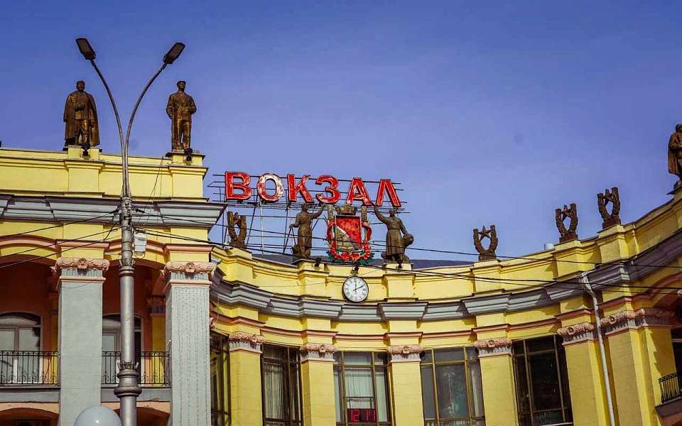 ЮВЖД запустит 15 тематических поездов из Воронежа