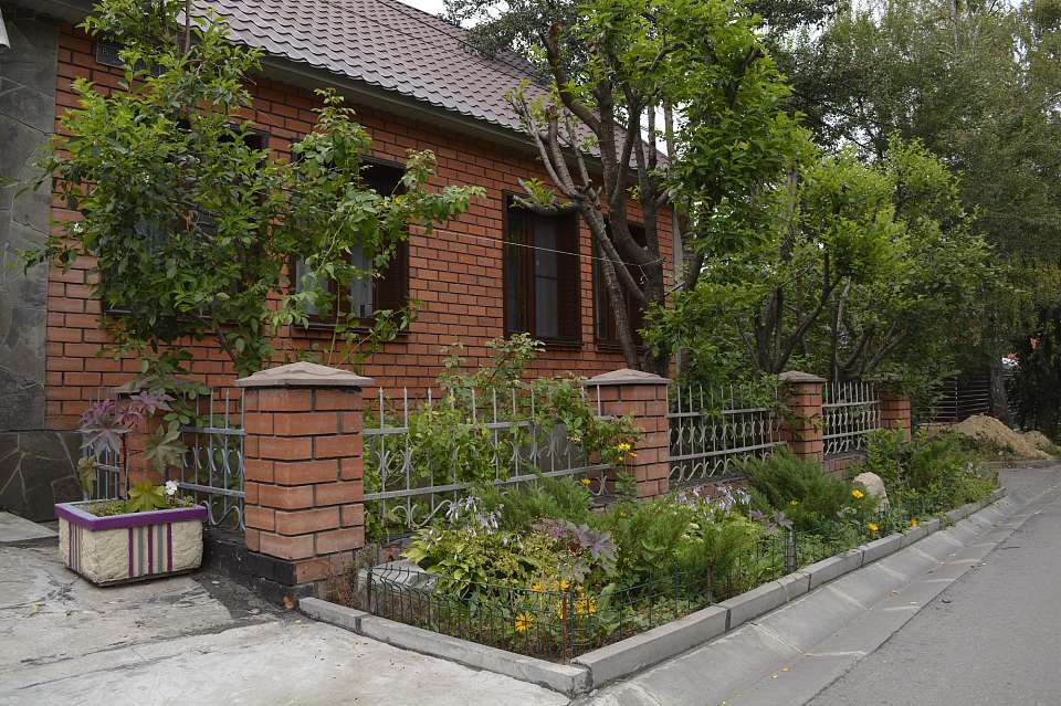 В частном секторе Центрального района прошли рейды по контролю за санитарным содержанием 