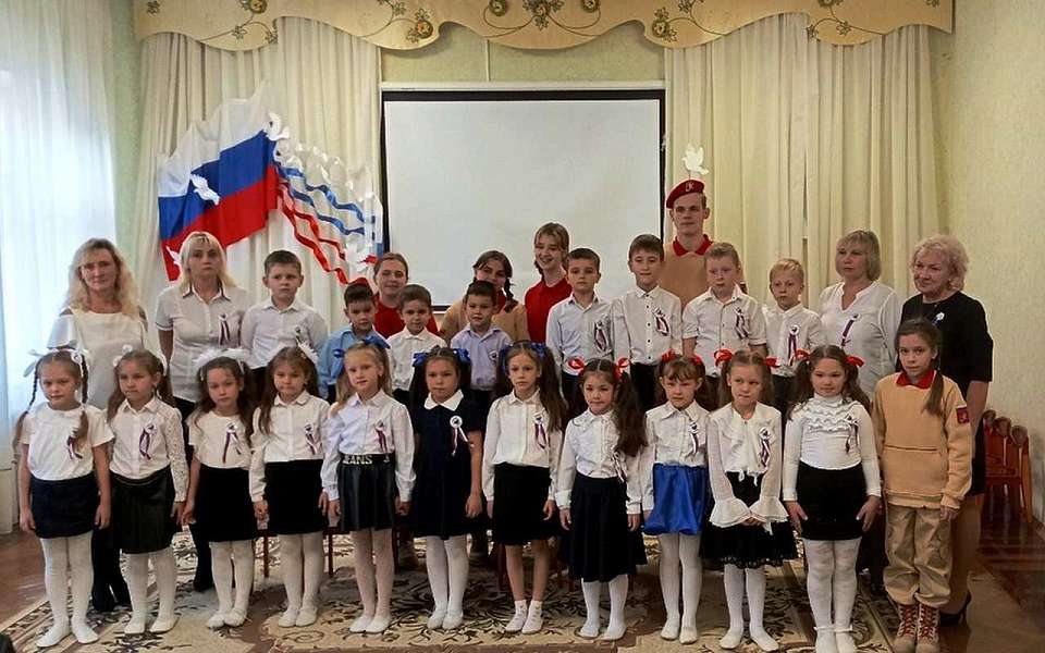 В Ленинском районе крепнет шефская работа