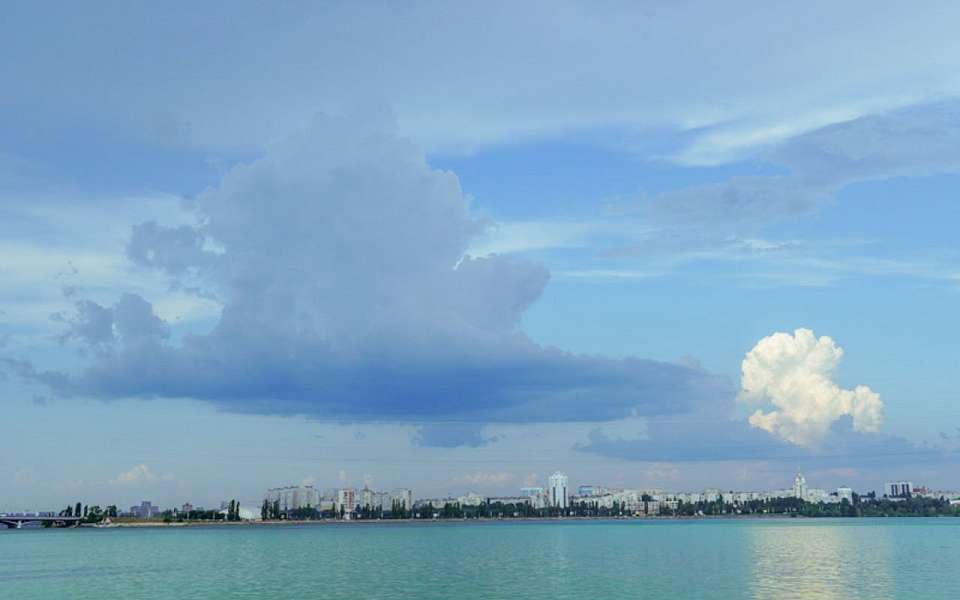 Штормовое предупреждение из-за страшной жары 5 июля объявили в Воронежской области