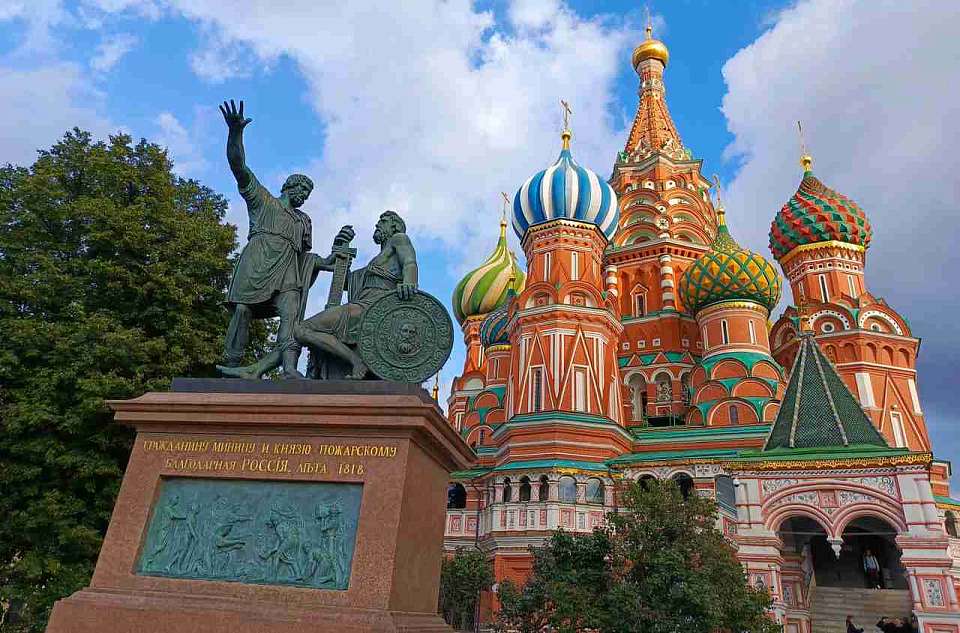 Воронежцам рассказали о следующих длинных выходные в 2025 году