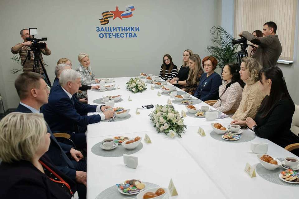 Семьи воронежских участников СВО попросили у губернатора помощи 