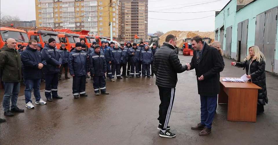 Ещё 11 квартир получили сотрудники комбинатов благоустройства Воронежа