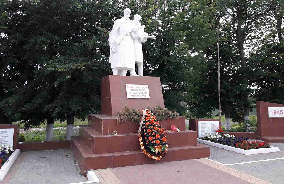 В Воронежской области закреплены границы территорий ещё 4-х воинских захоронений