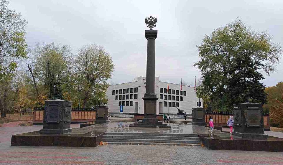 Мэр Воронежа напомнил, что 6 городов России 27 апреля получили звания «Город воинской славы»