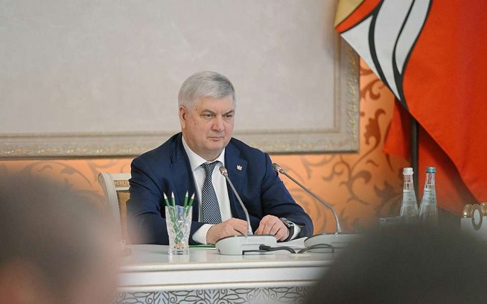 Усилить работу административных комиссий потребовал воронежский губернатор