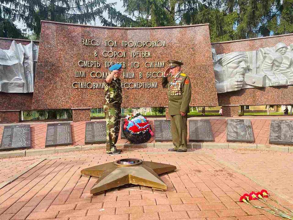 В Коминтерновском районе с юбилеем поздравили председателя Совета ветеранов района
