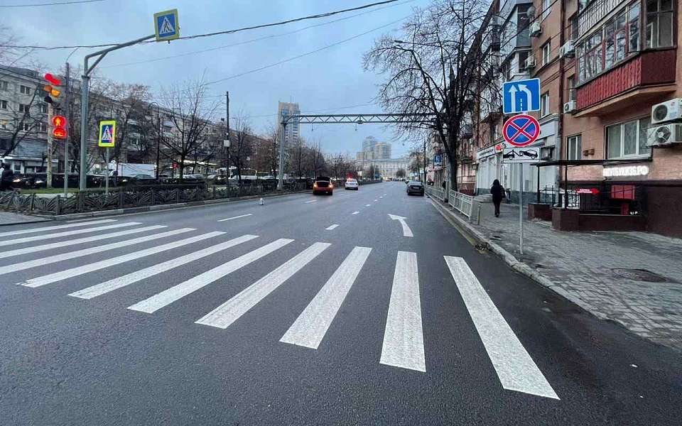 Автомобилистка на Chevrolet Cruze сбила переходившую дорогу женщину в центре Воронежа 